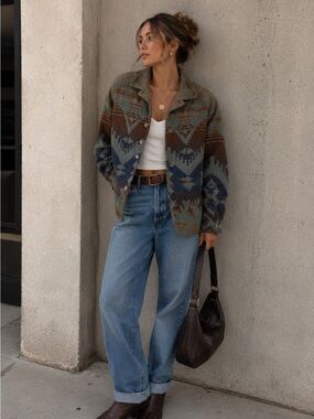 VINTAGE LL Bean Wool Jacket Womens Large Aztec Blanket Button Accents